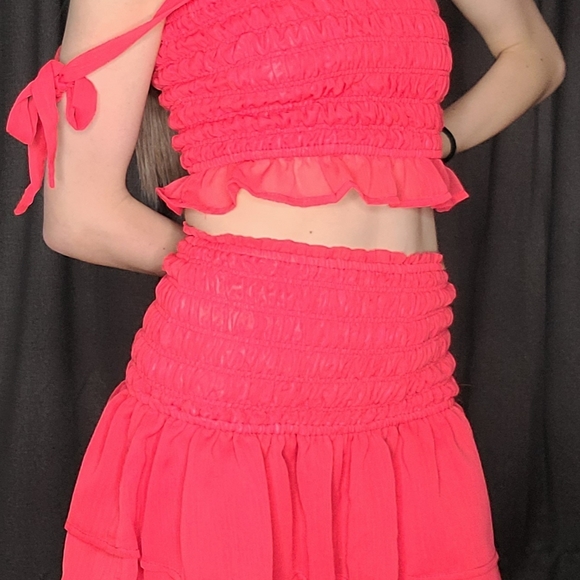 Two piece ruffle top and skirt - Picture 7 of 15